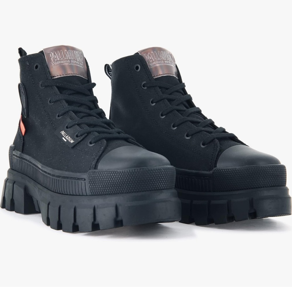 Palladium Women’s Revolt Hi TX Boot
